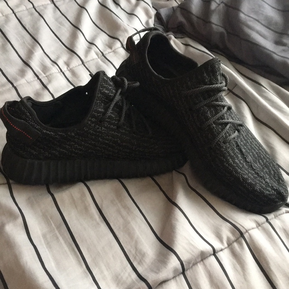 Yeezy 350 pirate black replicas